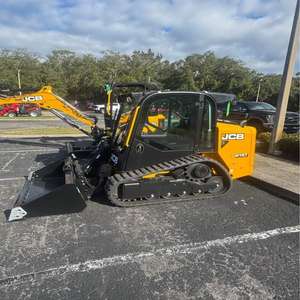 Offre Spéciale JCB 250T Track Skid Steer Diesel avec godet, vannes auxiliaires, haut débit et livraison rapide et facile à 2 vitesses - Product Image 3