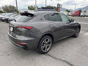 Maserati Levante Modena 2022 état de propreté d'occasion - Product Image 5