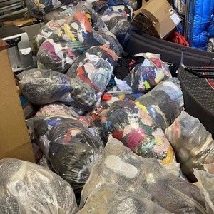 Balles de Vêtements d'Occasion pour Homme Été Mix 55 Kilos Fournisseurs en Gros - Product Image 3