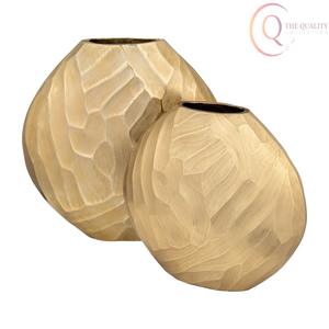 Vase décoratif moderne en métal pour table, conçu pour les maisons de luxe, les bureaux et la décoration intérieure de l'hôtellerie - Product Image 6