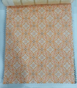 Le modèle brodé durable habille la chaîne légère de tissu de sergé de mousseline de soie de polyester d'uniformes de pantalons pour la décoration d'événement de mariage - Product Image 1