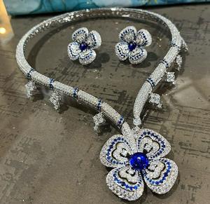 Conjunto de Collar y Aretes de Plata con Circonitas Cúbicas, Elegante y de Excelente Calidad, para Fiestas de Compromiso, para Mujer - Product Image 2