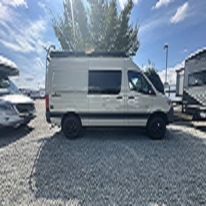 EN PARFAIT ÉTAT 2026 Jayco T-e-r-r-a-i-n 19YG - Product Image 3