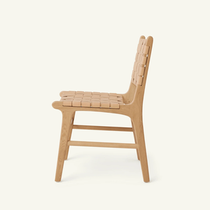 Silla de comedor de madera maciza con estilo nórdico Clarine con acabado de cuero Crema para uso doméstico y hotelero, diseño de muebles modernos - Product Image 4