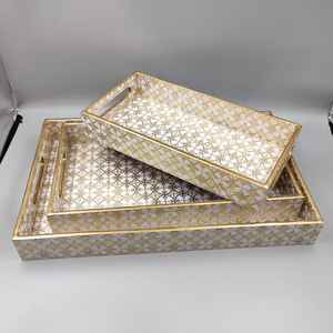 Plateau de service en bois de manguier de qualité supérieure lot de 3 plateaux en noyer plateau de service en bois de couleur marron cuisine maison et mariage - Product Image 1