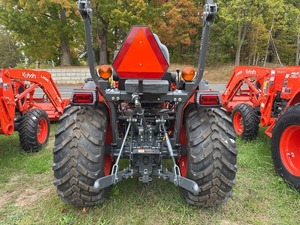 Tracteur compact Kubota LX3520 35HP 4x4 hydrostatique diesel agricole prêt à la vente - Product Image 2
