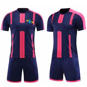 Uniforme de football à manches courtes léger, couleur et taille personnalisées, respirant, meilleur design, 100% polyester, haute qualité, fabriqué en usine - Product Image 5