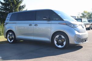 Volkswagen ID.Buzz Pro S RWD 2025 Gris Propre, Moteur Électrique, Volant à Gauche, Sièges Chauffants, Système de Navigation Automatique - Product Image 2