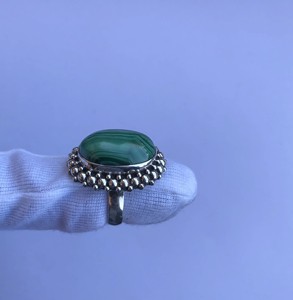 Pierre de malachite verte naturelle faite à la main en argent sterling 925 Bague de pierres précieuses semi-précieuses du fabricant en ligne prix d'usine - Product Image 1