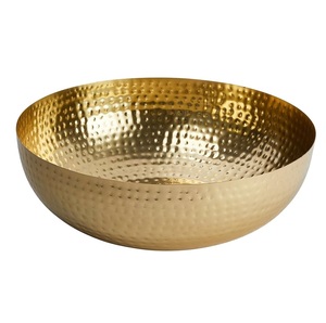 Tazón de Servir de Metal Dorado Martillado, Tazón Redondo Hecho a Mano para Vajilla, Uso en el Hogar y en la Mesa de Bodas - Product Image 1