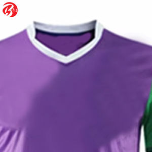 Uniforme de football pour enfants et adultes Maillots de football français Dernière conception Les hommes portent un maillot de football à transfert de chaleur de bonne qualité - Product Image 4