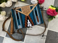 Nouvel arrivage de sacs à franges usinés à la main de couleur bleue jacquard sacs en tissu aztèque bohème à la mode sacs élégants pour femmes
