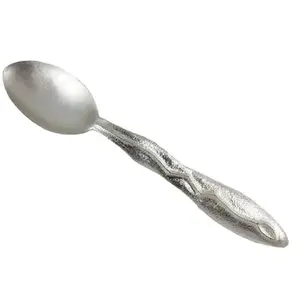 Cuillère de service en acier inoxydable de grande qualité avec poignée en zigzag parfait ensemble d'ustensiles de couverts pour la maison et la cuisine - Product Image 1