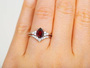 Anillo de Plata de Ley 925 con Circonita de 6x8 mm, Diseño Bohemio de Moda, Hecho a Mano, para Bodas y Fiestas, Corte de Pera, Piedra de Nacimiento de Enero - Product Image 4