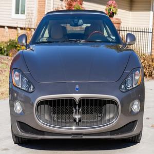 Maserati GranTurismo Cabriolet d'occasion 2010, conduite à gauche/droite - Product Image 1