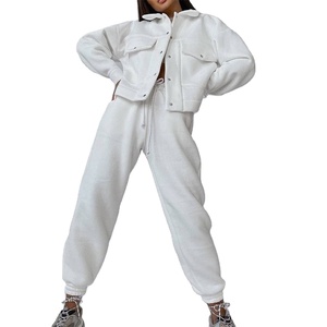 Conjunto Deportivo de Dos Piezas para Mujer, 100% Algodón, con Logotipo Personalizado, a la Moda, Invierno, Nuevo, Forro Polar, CP-WTS-05 - Product Image 1