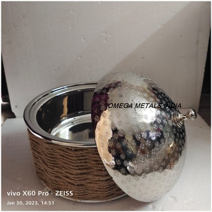 <b>Top</b> Selling Casserole With Black Designer Lid Polished Stainless Steel Base Bowl High Excellent Quality Arabic Hot Pot - Product Image 5