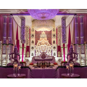 Espléndida Decoración de Escenario para Bodas Estilo Americano, Decoración Moderna con Paredes de Velas, Escenario de Recepción de Bodas Estilo Inglés de Moda - Product Image 2