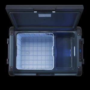 Refrigerador de Consola Central CCF-T Doméstico con Diseño Interno Optimizado, Enfriamiento Uniforme y Fácil Mantenimiento - Product Image 1