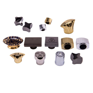 Tapa de perfume de tornillo de aluminio de lujo para botellas de 10ml para vino y uso de embalaje - Product Image 1