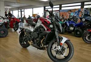 ¡LISTA PARA CONDUCIR! OFERTAS 2026 - Motocicleta Deportiva Mv Agusta BRUTALE 800 RR - En Venta - Product Image 5