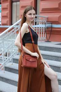 Bolso bandolera de cuero elegante para mujer Bolso bandolera y bandolera de diseñador Premium Chic, moderno, versátil y elegante - Product Image 2