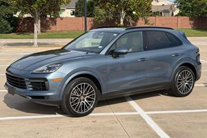 Porsche Cayenne USADO de 2019 - Product Image 2