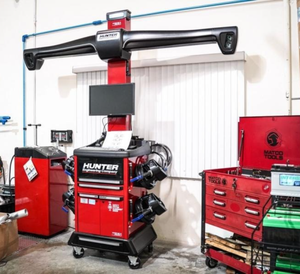 Máquina de Alineación de Ruedas 3D Hunter Usada, Venta de Fábrica a Precio Económico - Product Image 1