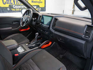 นิสสัน ฟรอนเทียร์ PRO-4X ครูว์แค็บ 4WD ปี 2023 สภาพดี ใช้งานน้อย ไม่เคยเกิดอุบัติเหตุ พวงมาลัยซ้าย/ขวา - Product Image 4