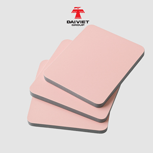 Panneau décoratif en PVC au charbon de bambou de 8 mm, ignifuge, facile à nettoyer, pour bureaux, densité 0,64 g/cm3, 1220x2440 mm, fabricant vietnamien - Product Image 1