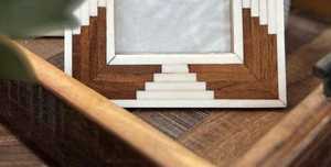 Cadre photo en bois incrusté d'os décoratif fait à la main Design indien floral de luxe pour la décoration de la maison moderne en gros - Product Image 4