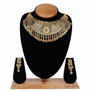 Venta al por mayor moda 14K 18K 24K chapado en oro conjunto de joyería diseño tradicional gargantilla collares oro relleno latón joyería para bodas - Product Image 1