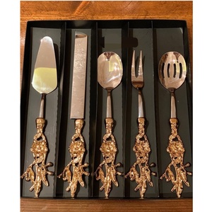 Juego de Cubiertos de Acero Inoxidable con Acabado Dorado y Espejo, Diseño Artesanal, Cuchillos, Tenedores y Cucharas con Mango Corto y Mango Verde, para Fiestas - Product Image 5
