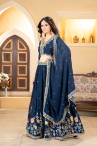 Hermosa Lehenga más tendencia con hermoso Bordado de hilo multicolor, codificación y trabajo de lentejuelas pesadas - Product Image 5