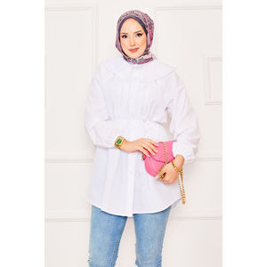 Blusa Modesta con Doble Cuello y Cintura Ajustable con Cordón, Color Blanco - Product Image 2