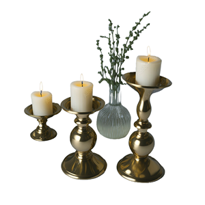 Nouveau design de bougeoirs faits à la main en métal poli doré pour la décoration d'événements à domicile forme personnalisée taille normale - Product Image 5