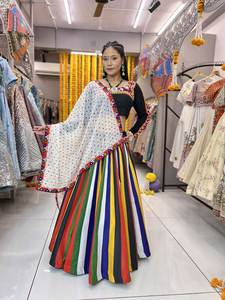 Lehenga Choli exclusif Festival Fashion Wear avec impression numérique Dernier design Dupatta pour les tenues de fête - Product Image 5