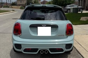 MINI COOPER S HARDTOP 4 PORTES ÉDITION BLEU GLACE 2019 PRÊT À ÊTRE EXPÉDIÉ - Product Image 6