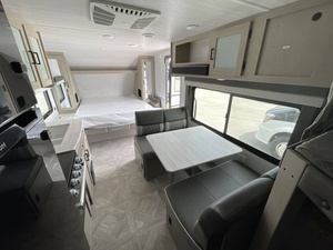 Remolques de viaje usados 2023 F-o-r-e-s-t R-i-v-e-r S-a-l-e-m Cruise L-i-t-e 261BHXLX a precio de descuento - Product Image 6