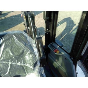 Chargeuse-pelleteuse sur chenilles Hidromek d'occasion, moteur diesel blanc 62T, haute efficacité opérationnelle, moteur et roulement de construction - Product Image 5