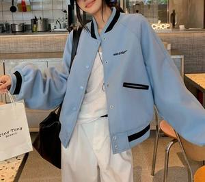 Veste universitaire surdimensionnée au design personnalisé Vestes Letterman pour femmes décontractées en gros Vestes universitaires multi-poches de qualité supérieure - Product Image 6