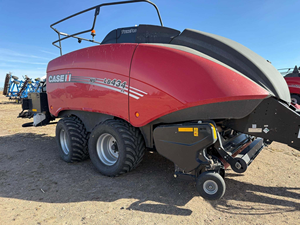 Presse à balles carrées Case IH d'occasion, presse à balles carrées agricole sur roues, équipement de pressage de foin agricole, mini-presse à balles carrées compacte pour l'herbe - Product Image 5