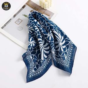 Bandana sans couture en polyester imprimé numérique Bandana d'écharpe de tube de cou de conception de mode - Product Image 3