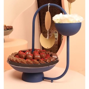 Bol en métal doré de qualité de luxe avec support pour accents de feuilles Bol de service pour bonbons et noix et support Bols de service classiques pour chocolat - Product Image 5