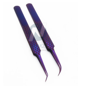 แหนบขนตาปลอมพร้อมปลายแหลมดีไซน์ที่ดีที่สุดอุปกรณ์สำหรับร้านเสริมสวยน้ำหนักเบาพิมพ์โลโก้ตามสั่ง - Product Image 4