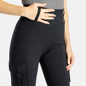 Leggings noirs d'entraînement utilitaire pour femmes Leggings taille haute durables avec plusieurs poches pour la course à pied et les vêtements de sport de tous les jours - Product Image 4