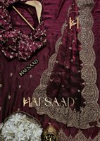 Sari de luxe en fausse fourrure, tissu personnalisé, pour mariage estival et fête, tons riches bordeaux-or, couleur personnalisable, célébration indienne, soleil