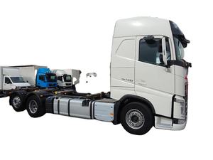 Camion lourd 4x4 d'occasion de marque différente, double cabine, diesel, conduite à gauche, R18, 2024, 4 places, toit ouvrant panoramique, boîte manuelle, parfaitement fonctionnel - Product Image 6