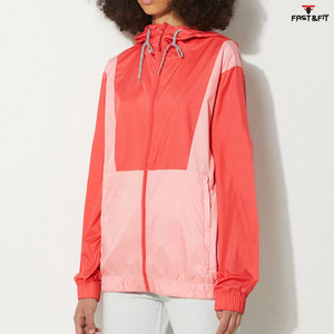 Transpirable Nuevo diseño Ropa de mujer Nueva llegada Chaqueta de invierno Chaqueta cortavientos Chaqueta impermeable para mujer - Product Image 2