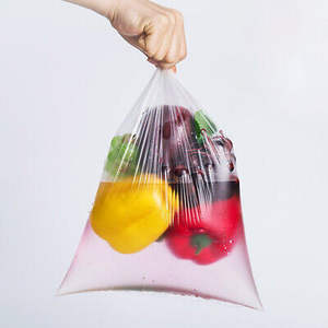 Une entreprise vietnamienne vend en gros des sacs plats en plastique avec taille et épaisseur personnalisées pour les supermarchés - Product Image 3